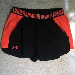 Under Armour 💓💓💓Pink/Black Shorts